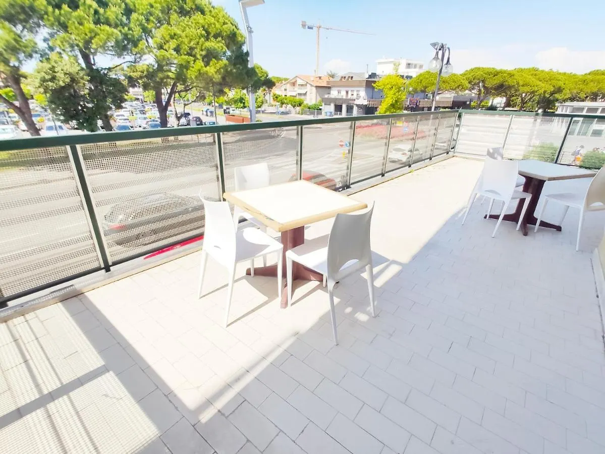 QUITO - Appena Ristrutturato - Dietro Piazza Mazzini Lido di Jesolo Italia